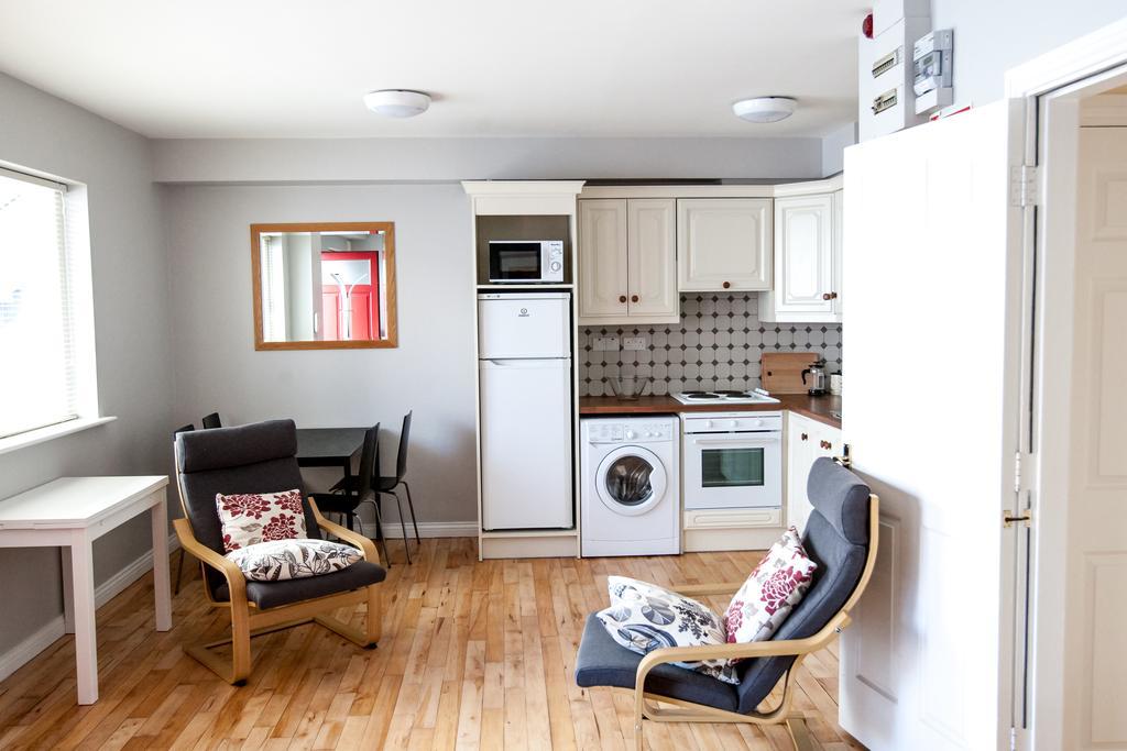 Dominick Street Apartments Голуэй Экстерьер фото
