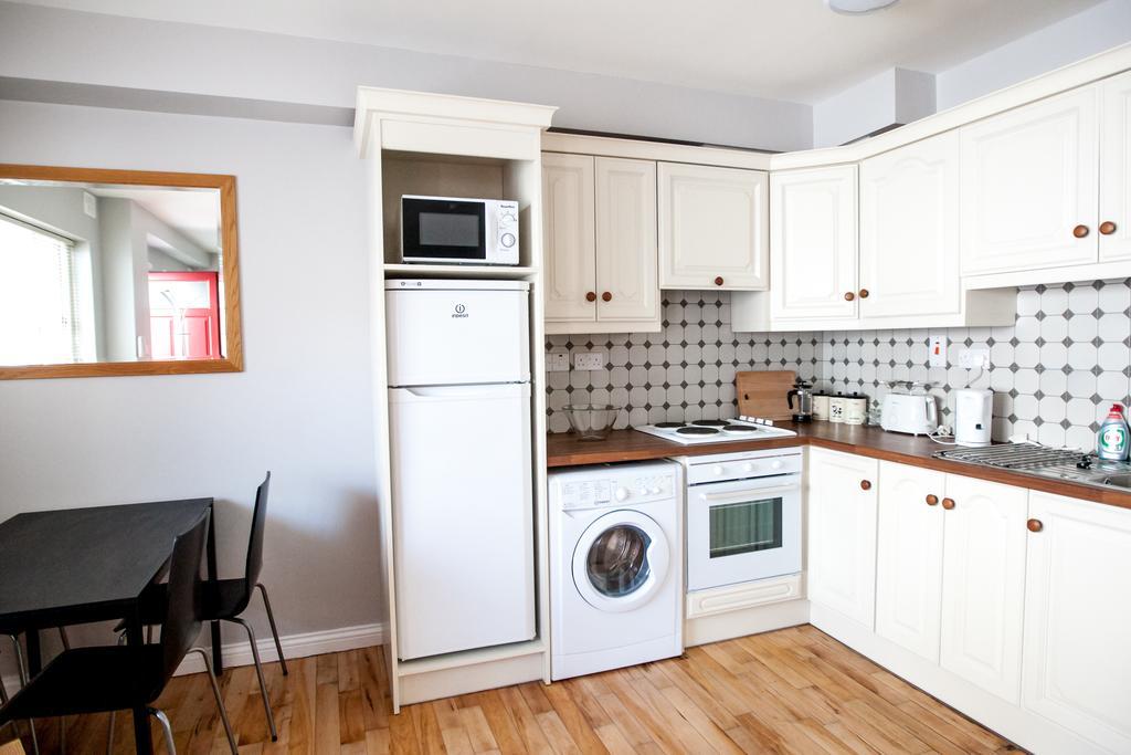 Dominick Street Apartments Голуэй Экстерьер фото