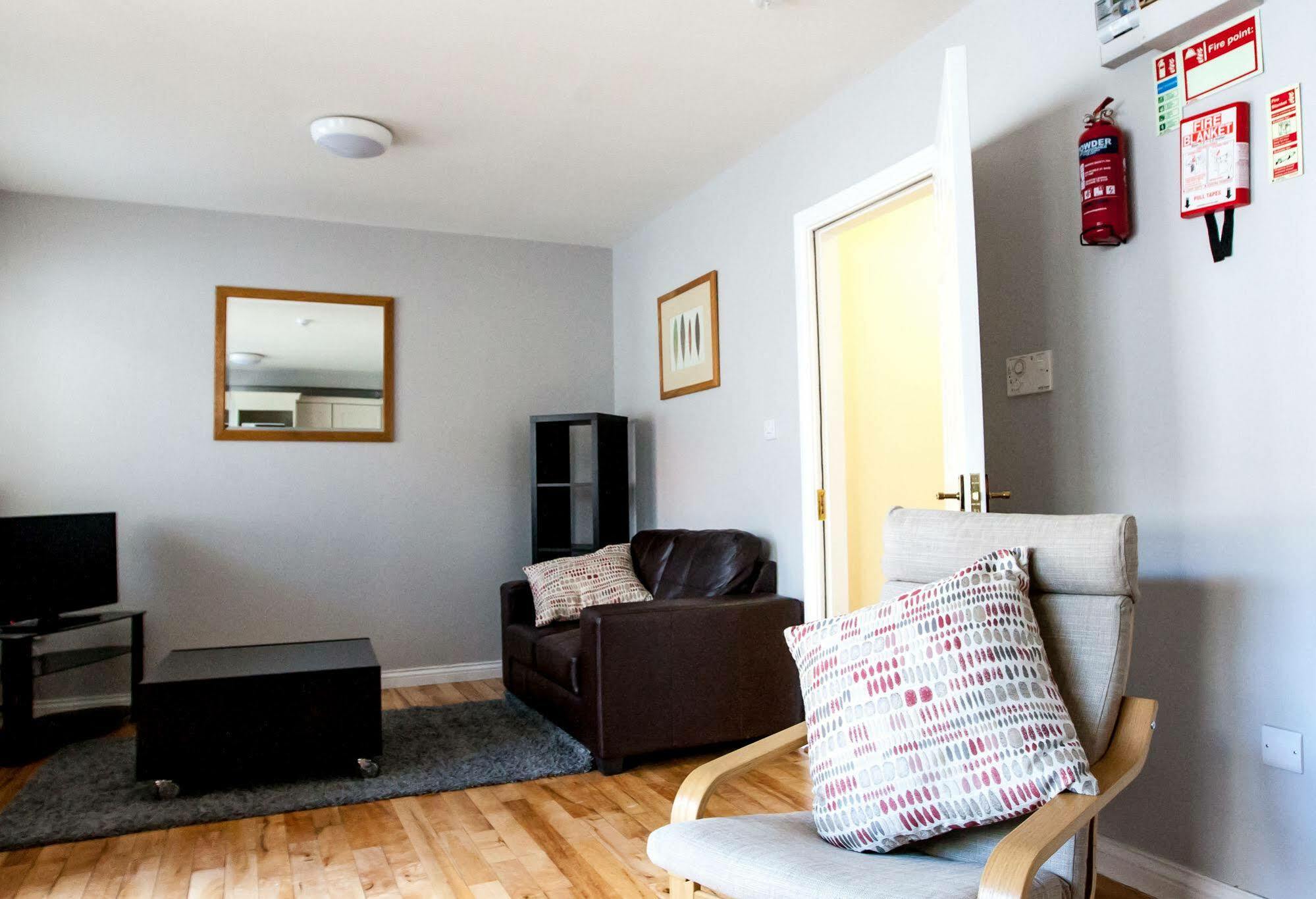 Dominick Street Apartments Голуэй Экстерьер фото