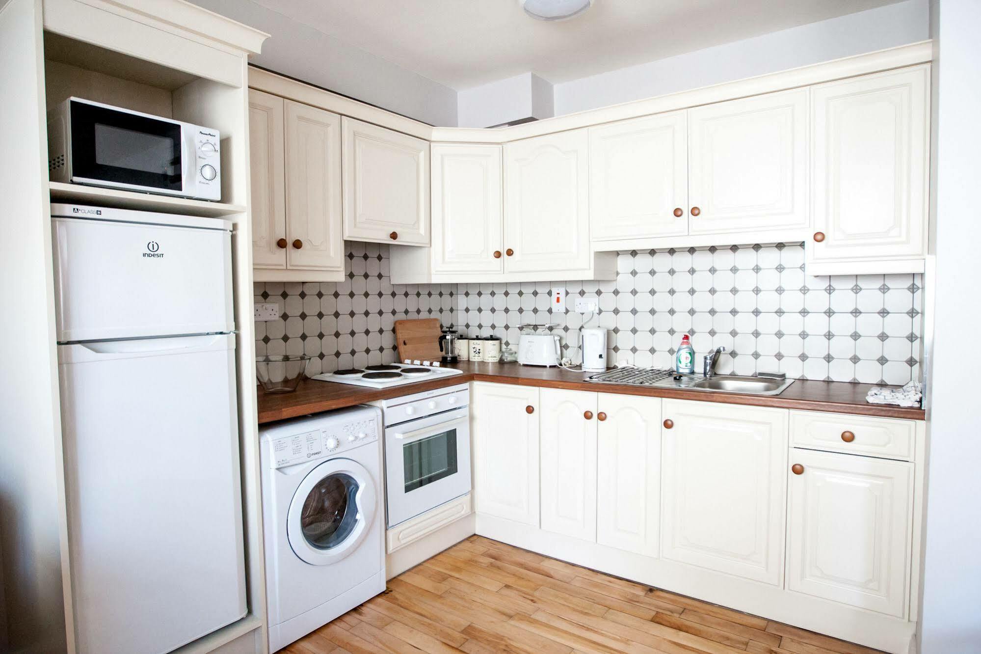 Dominick Street Apartments Голуэй Экстерьер фото